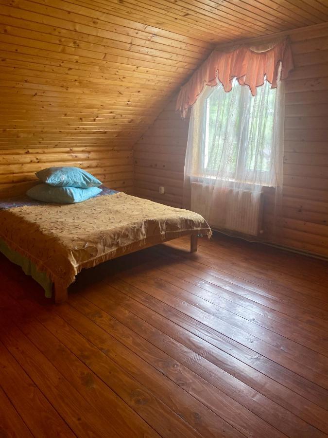 Medova Hata Hotel Verkhnyaya Rozhanka Екстериор снимка