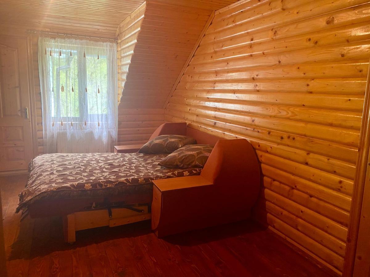 Medova Hata Hotel Verkhnyaya Rozhanka Екстериор снимка