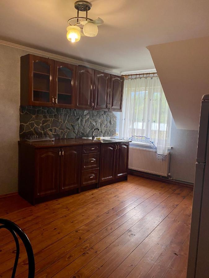 Medova Hata Hotel Verkhnyaya Rozhanka Екстериор снимка