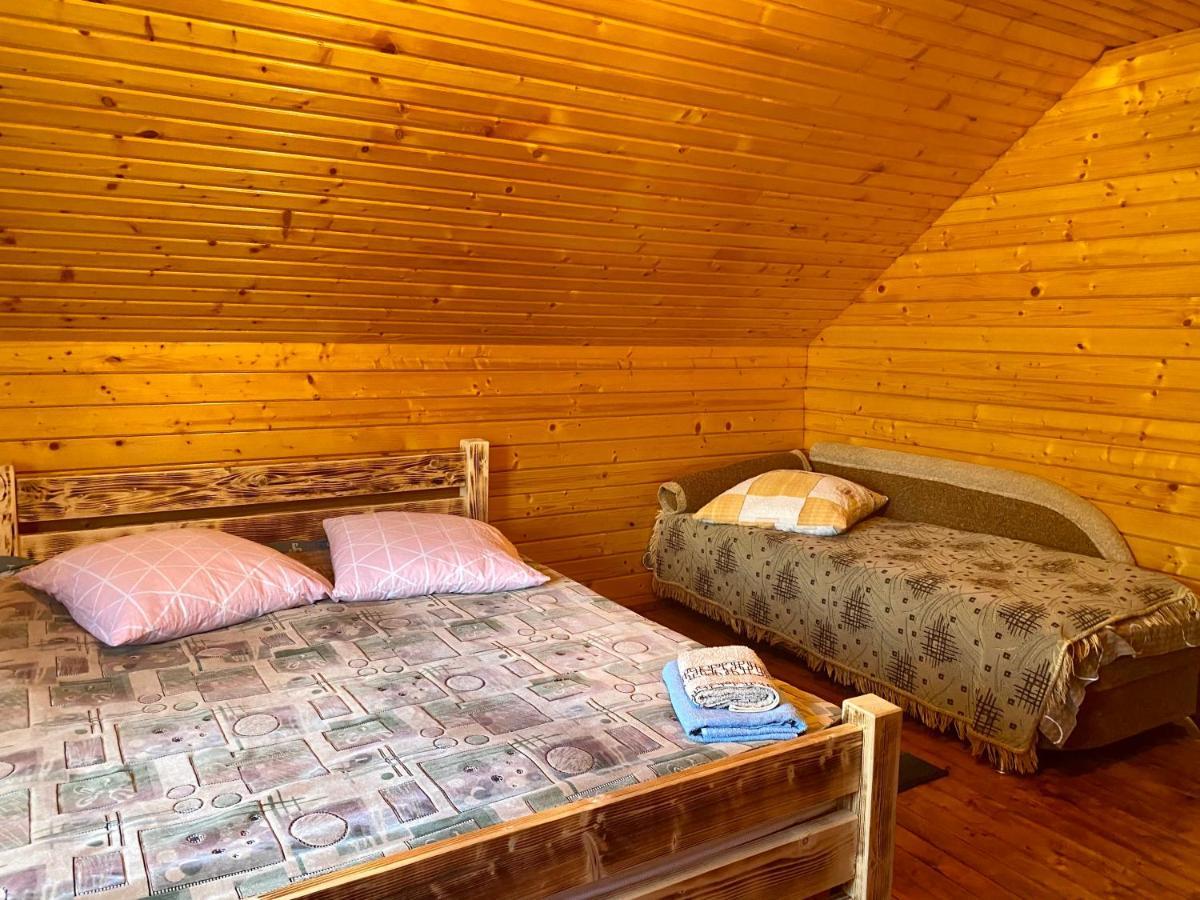 Medova Hata Hotel Verkhnyaya Rozhanka Екстериор снимка