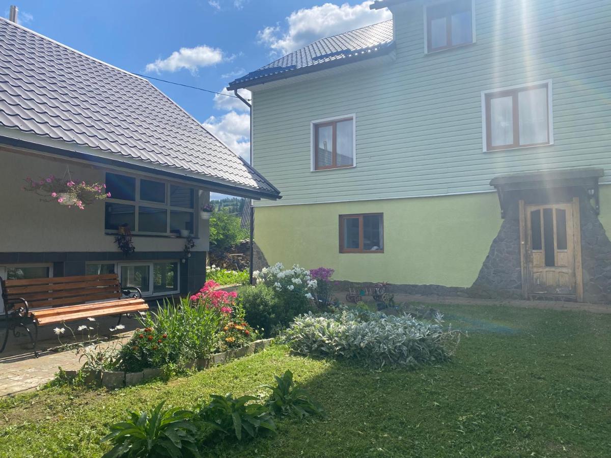 Medova Hata Hotel Verkhnyaya Rozhanka Екстериор снимка